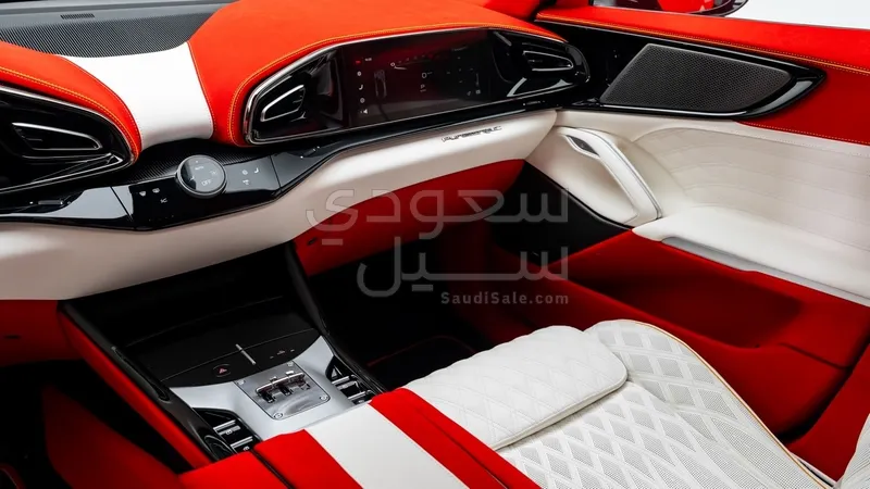 2025 فيراري بوروسانجوي