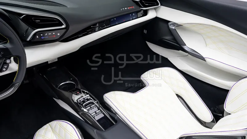 2024 فيراري جي تي اس 296