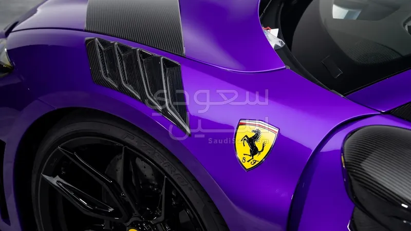 2024 فيراري جي تي اس 296
