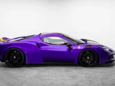 2024 فيراري جي تي اس 296