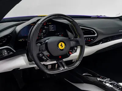 2024 فيراري جي تي اس 296