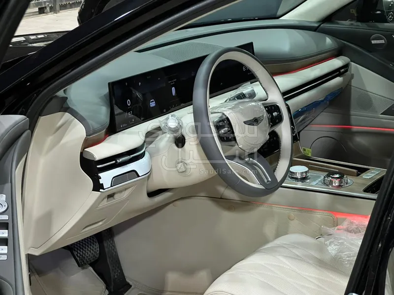2025 Genesis G 80
