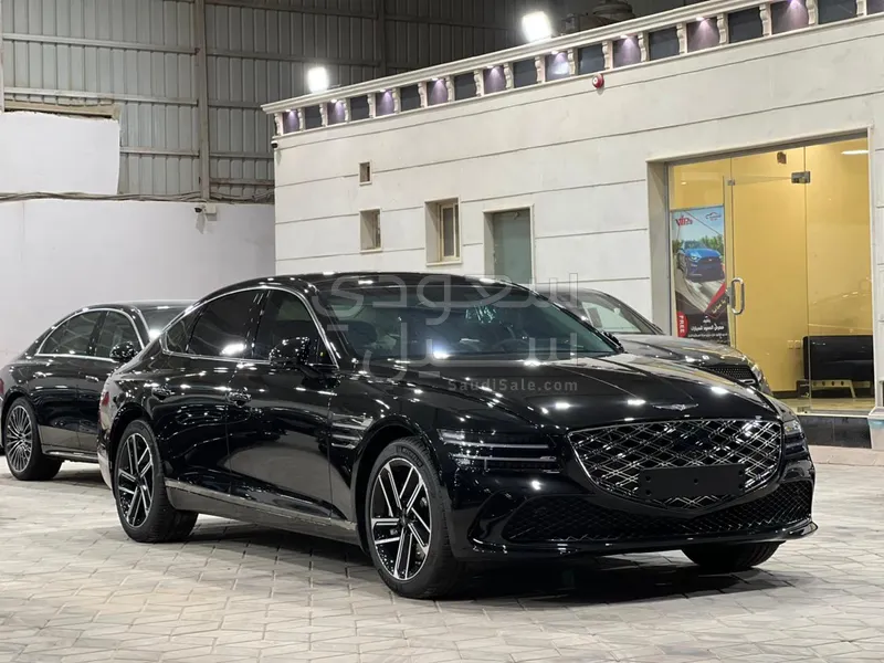 2025 Genesis G 80