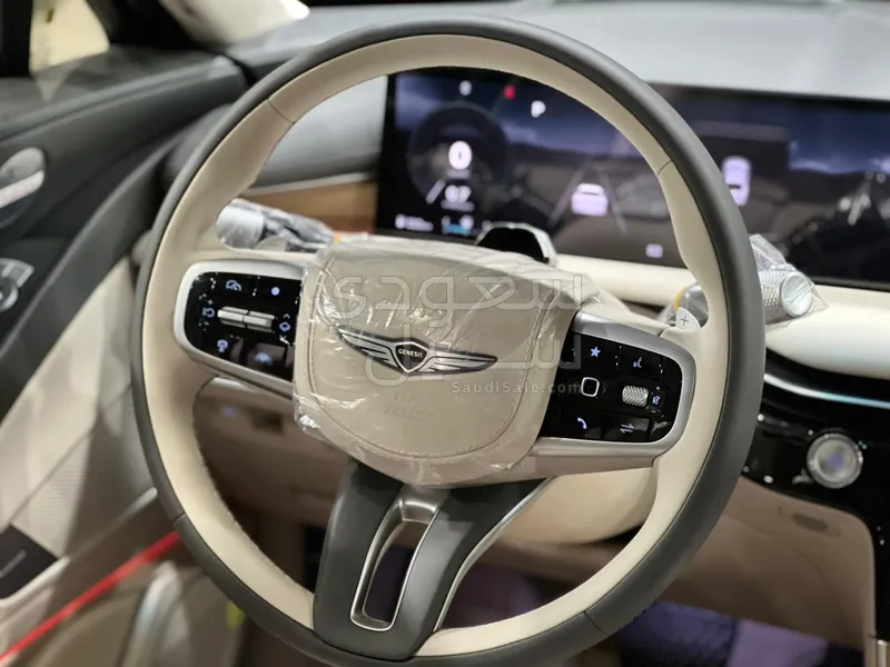 2025 Genesis G 80