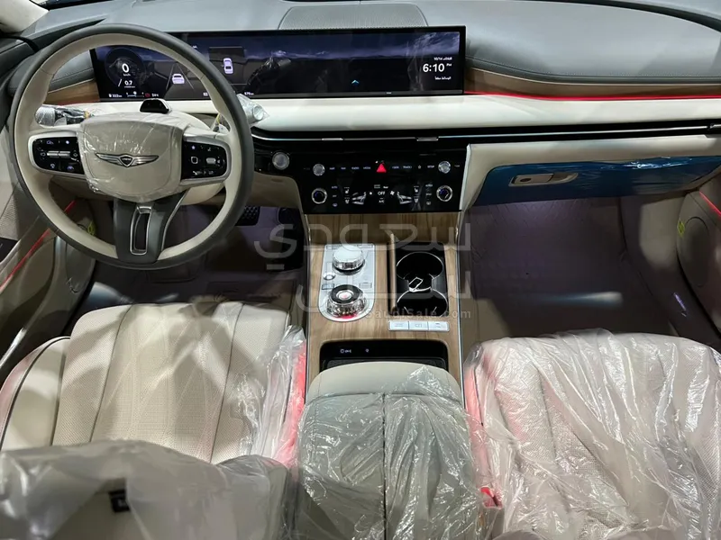 2025 Genesis G 80