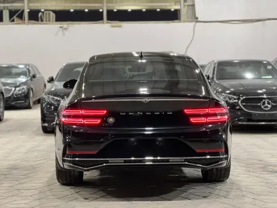 2025 Genesis G 80