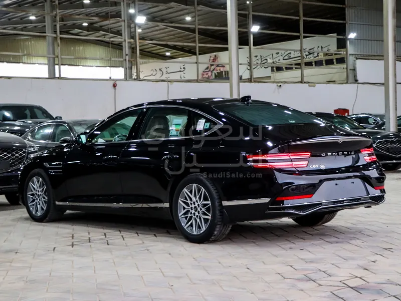 2026 Genesis G 80