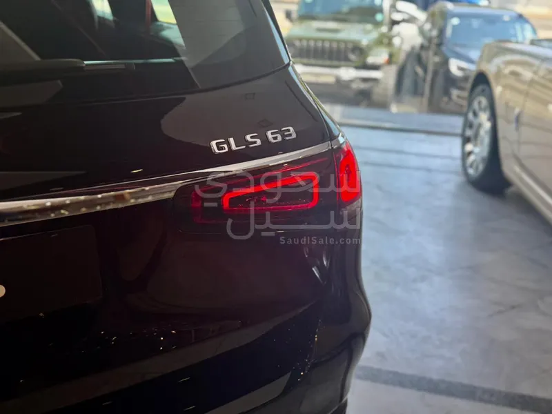 2021 مرسيدس - بنز جي إل إس 63 أي إم جي