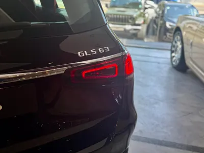 2021 مرسيدس - بنز جي إل إس 63 أي إم جي