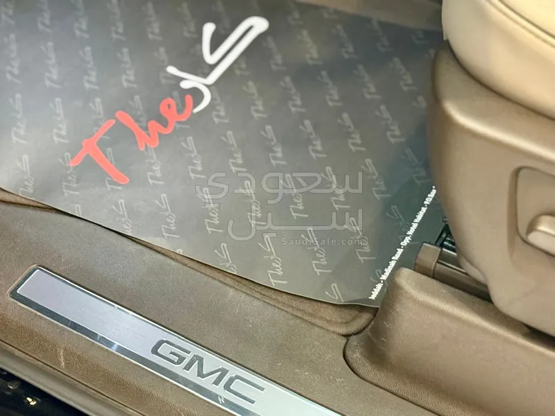 2025 جي ام سي يوكون اليفيشن