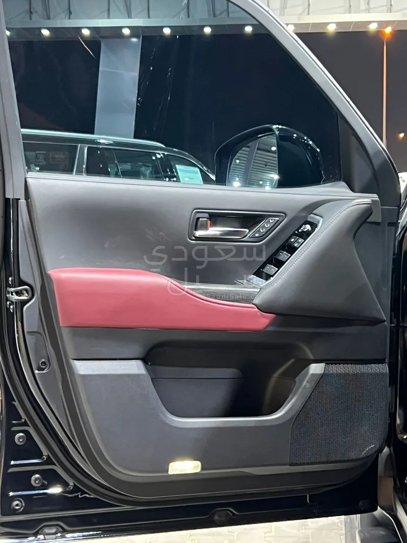 2023 تويوتا لاند كروزر جي ار سبورت