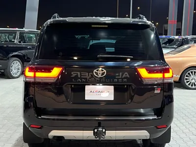 2023 تويوتا لاند كروزر جي ار سبورت
