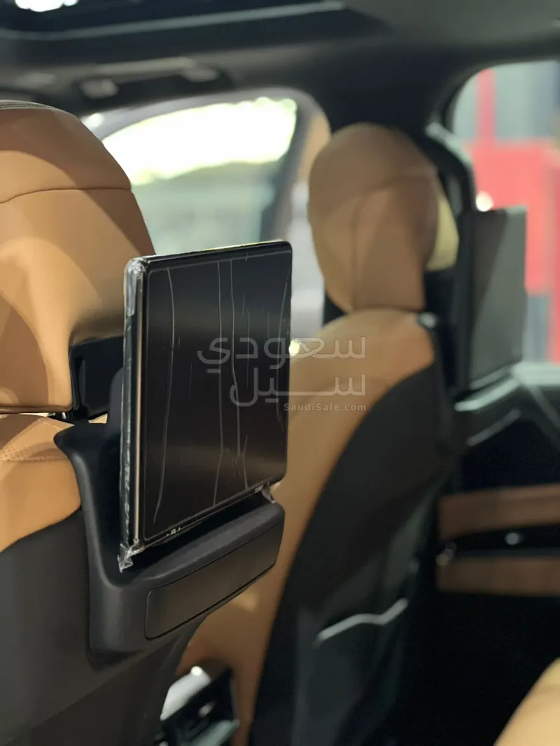 2024 لكزس إل إكس 600