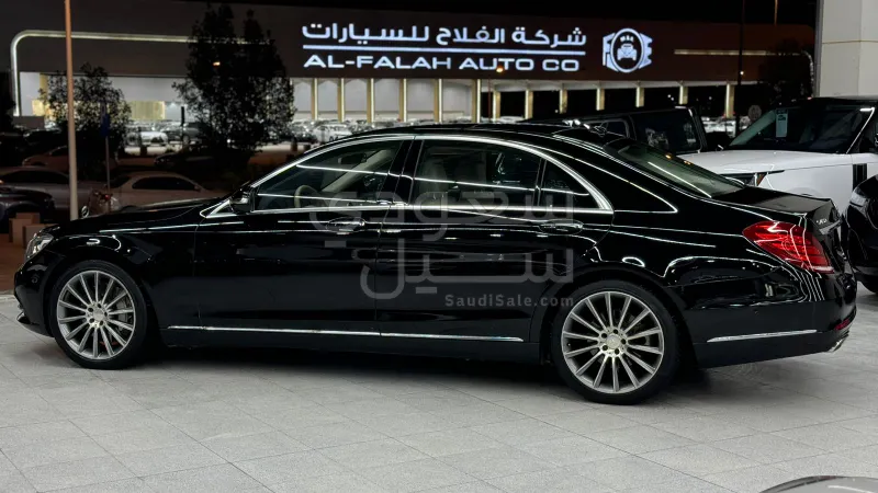 2015 مرسيدس - بنز إس 400
