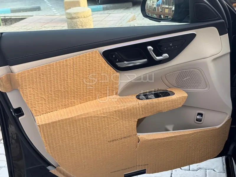 2025 Mercedes-Benz C 200