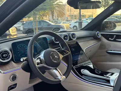 2025 Mercedes-Benz C 200