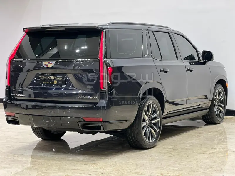 2024 Cadillac Escalade Sport
