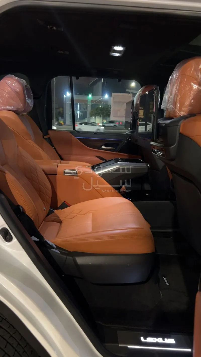 2022 لكزس إل إكس 600 vip بلاك بكج
