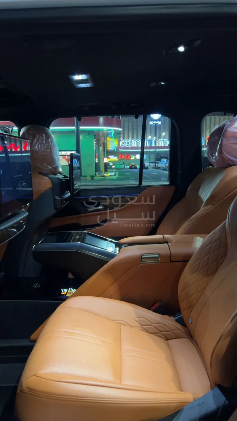 2022 لكزس إل إكس 600 vip بلاك بكج