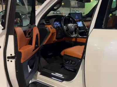 2022 لكزس إل إكس 600 vip بلاك بكج