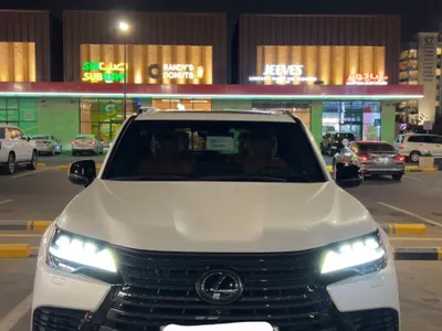 2022 لكزس إل إكس 600 vip بلاك بكج