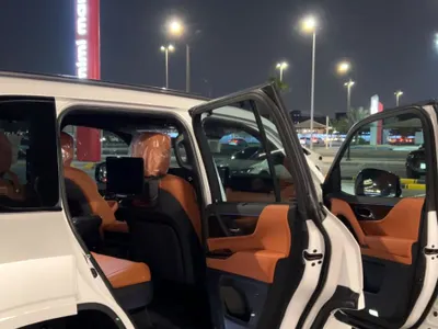 2022 لكزس إل إكس 600 vip بلاك بكج
