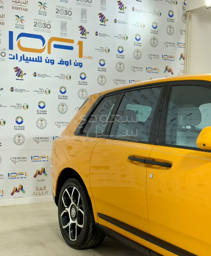 2024 رولز رويس كولينان بلاك بادج