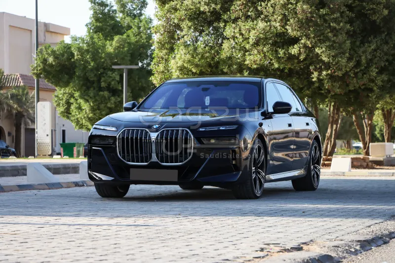 2023 بي ام دبليو الفئة السابعة 740أي