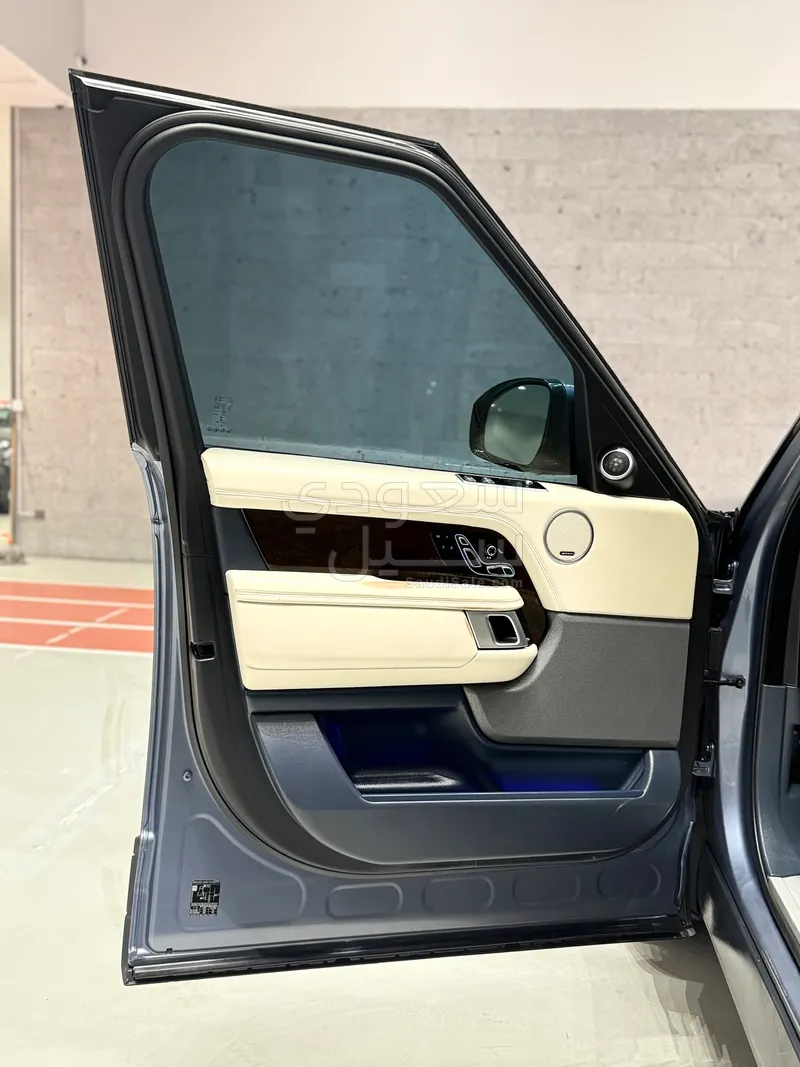 2021 Land Rover Range Rover HSE