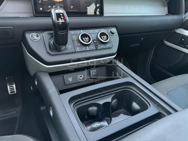 2020 Land Rover Defender First Edition