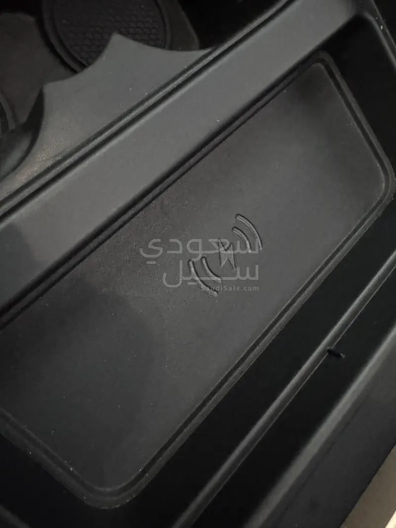 2020 Land Rover Defender First Edition