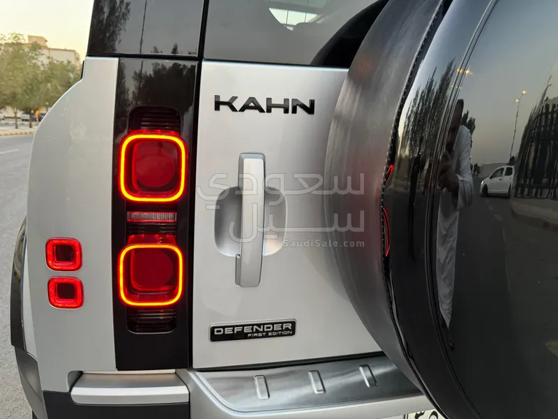 2020 Land Rover Defender First Edition