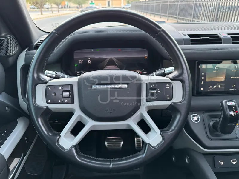 2020 Land Rover Defender First Edition