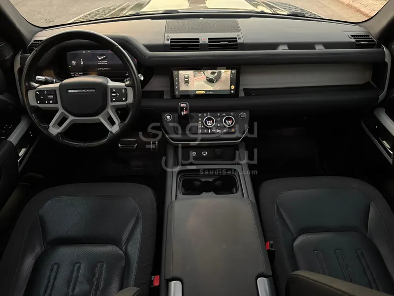 2020 Land Rover Defender First Edition