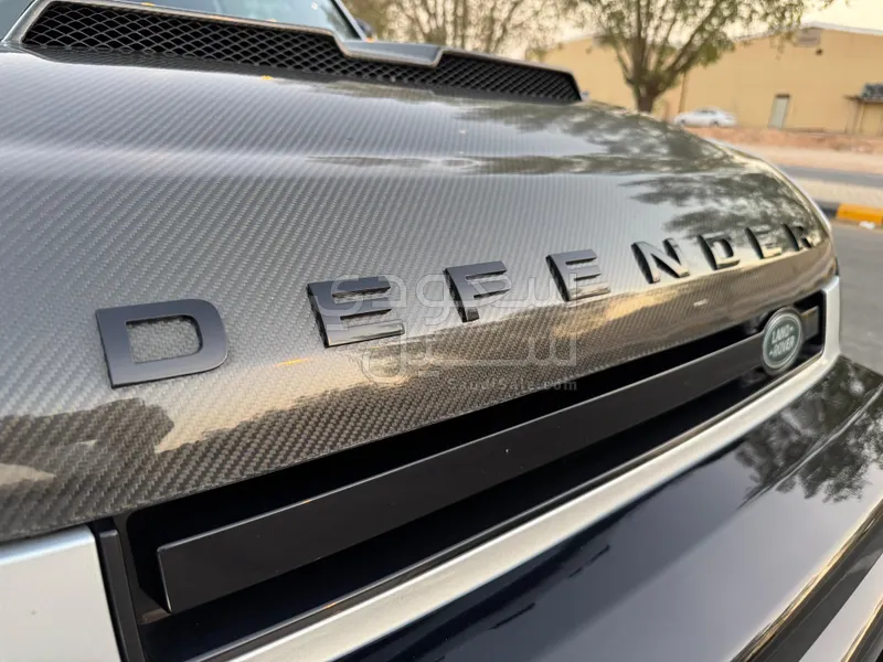 2020 Land Rover Defender First Edition