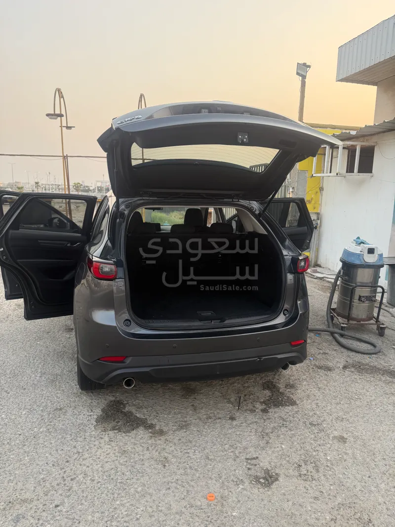 2023 مازدا سي اكس 5