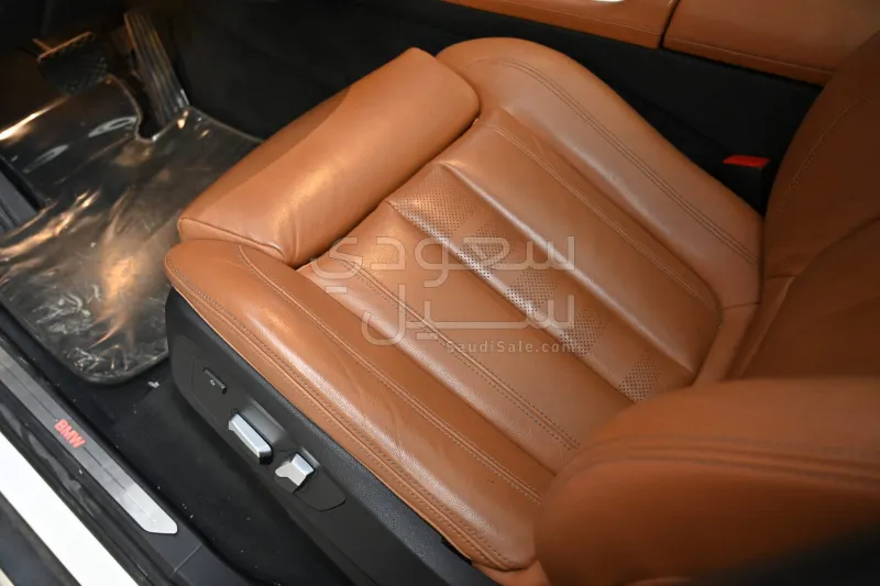 2021 بي ام دبليو الفئة اكس 5
