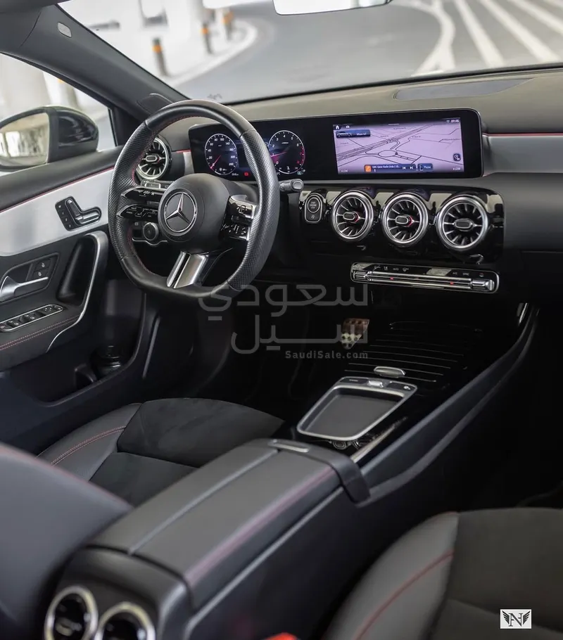 2023 Mercedes-Benz A 200