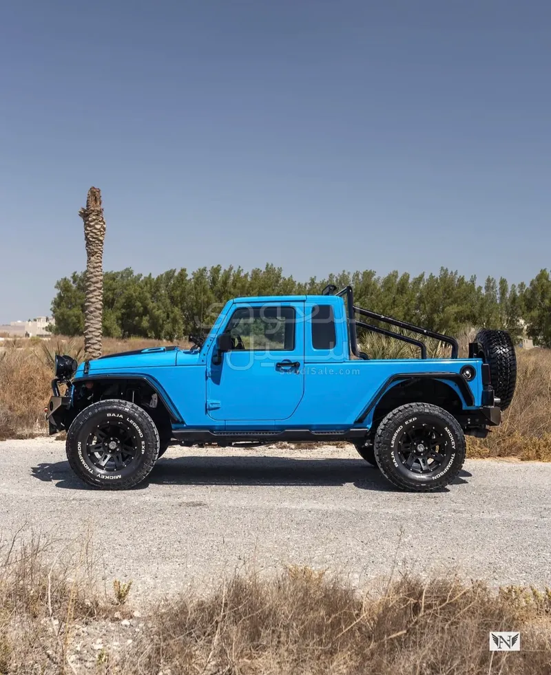 2013 Jeep Wrangler Sahara
