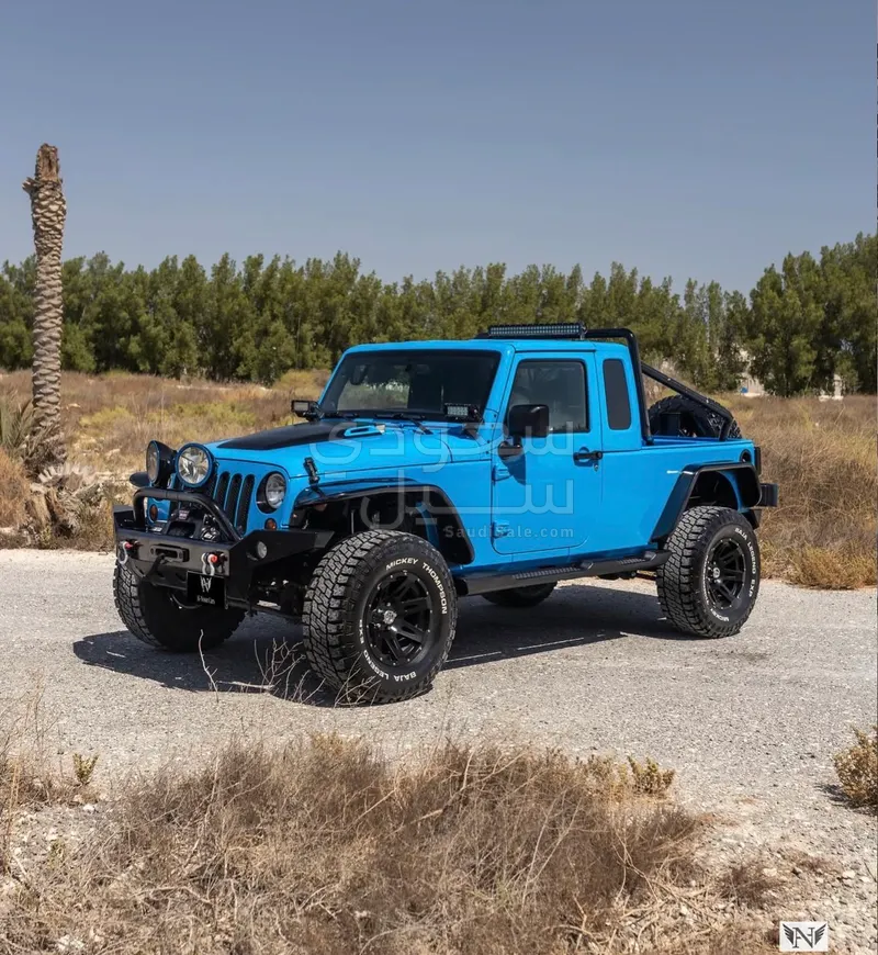 2013 Jeep Wrangler Sahara
