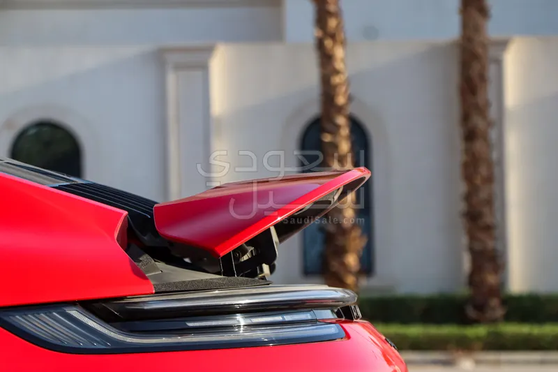 2024 بورش 911 كاريرا 4 جي تي اس