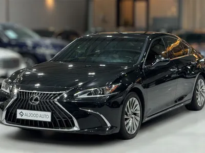 2023 لكزس إي إس 350