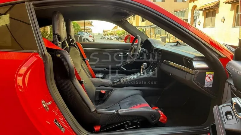 2018 بورش 911 جي تي 3
