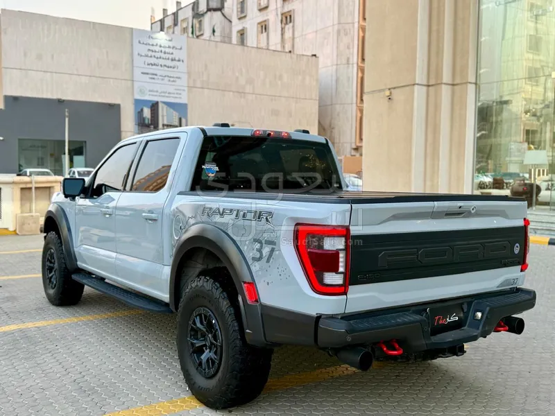 2023 فورد اف 150 رابتور
