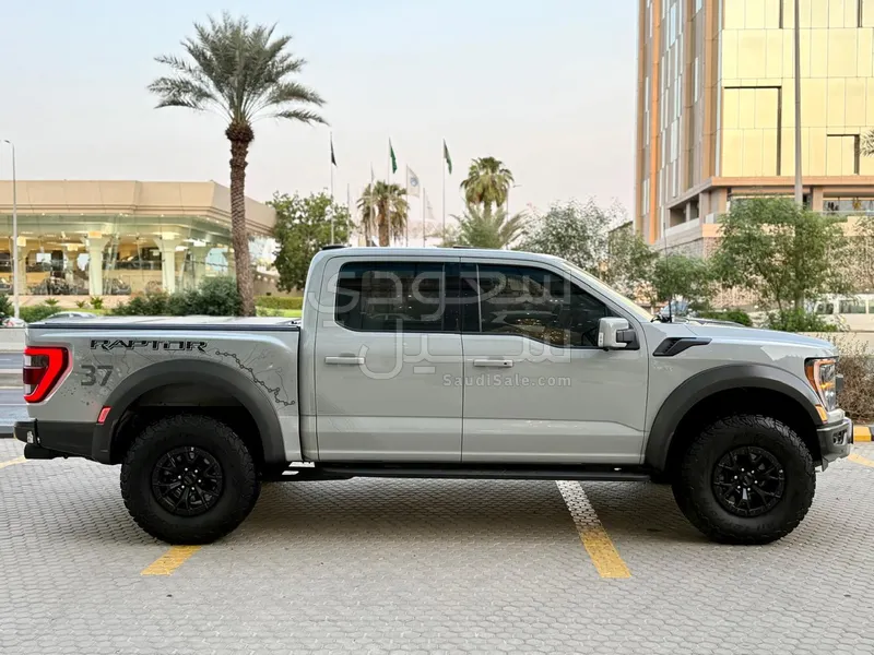 2023 فورد اف 150 رابتور