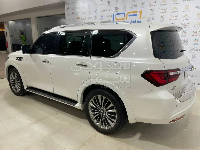 2021 Infiniti QX 80
