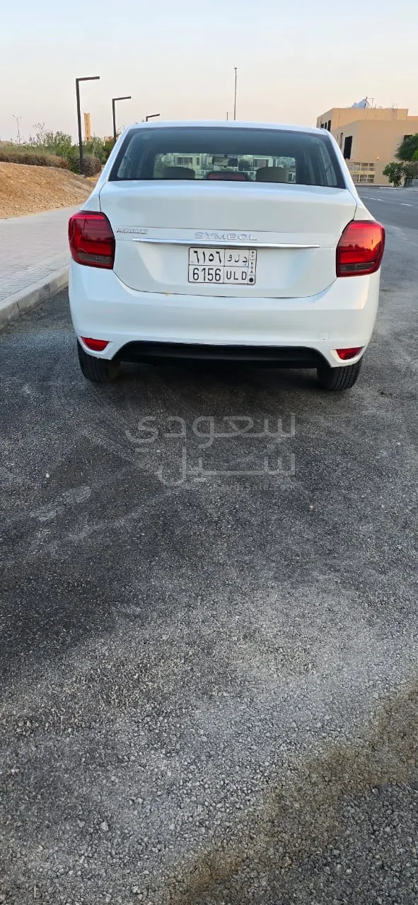 2020 رينو سيمبول