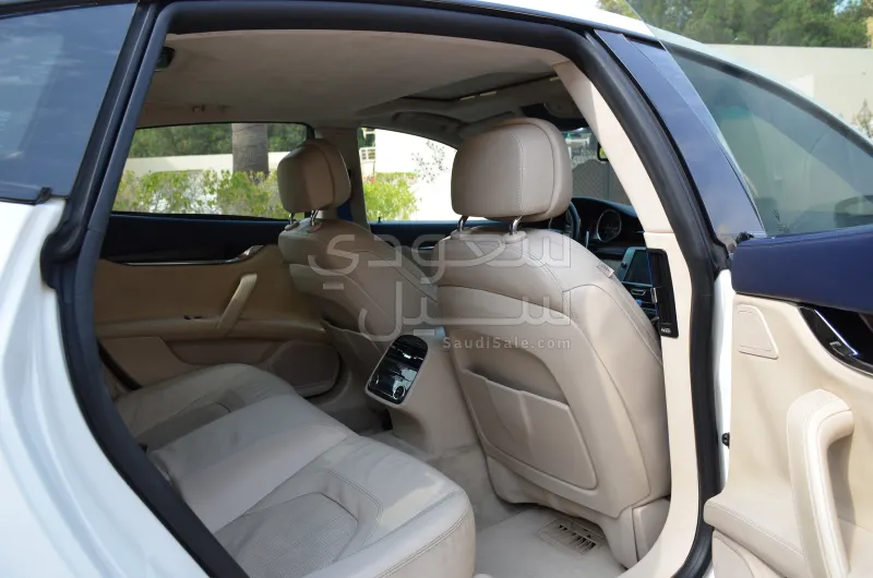 2014 Maserati Quattroporte GTS