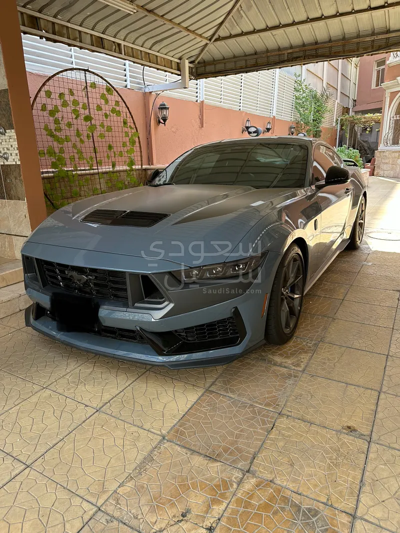2024 فورد موستانغ دارك هورس