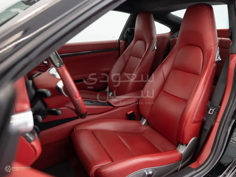 2013 Porsche 911 Carrera 4S